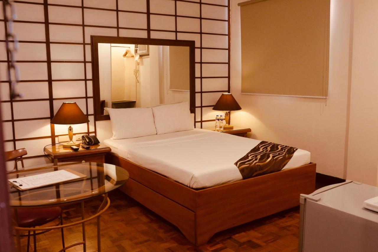 Amalfi718 Hotel Lipa City Zewnętrze zdjęcie
