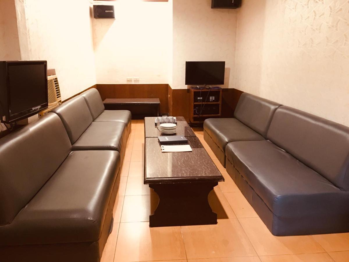 Amalfi718 Hotel Lipa City Zewnętrze zdjęcie