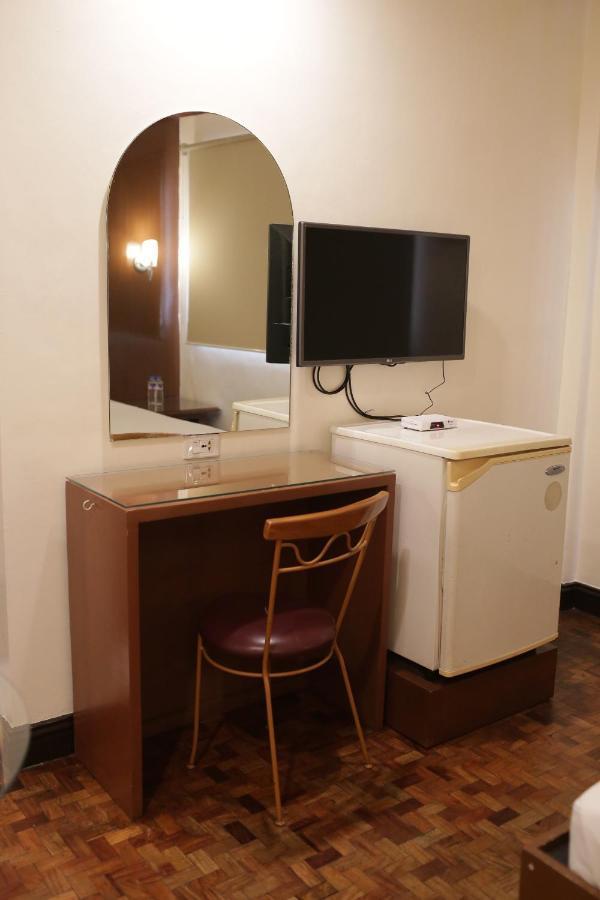 Amalfi718 Hotel Lipa City Zewnętrze zdjęcie