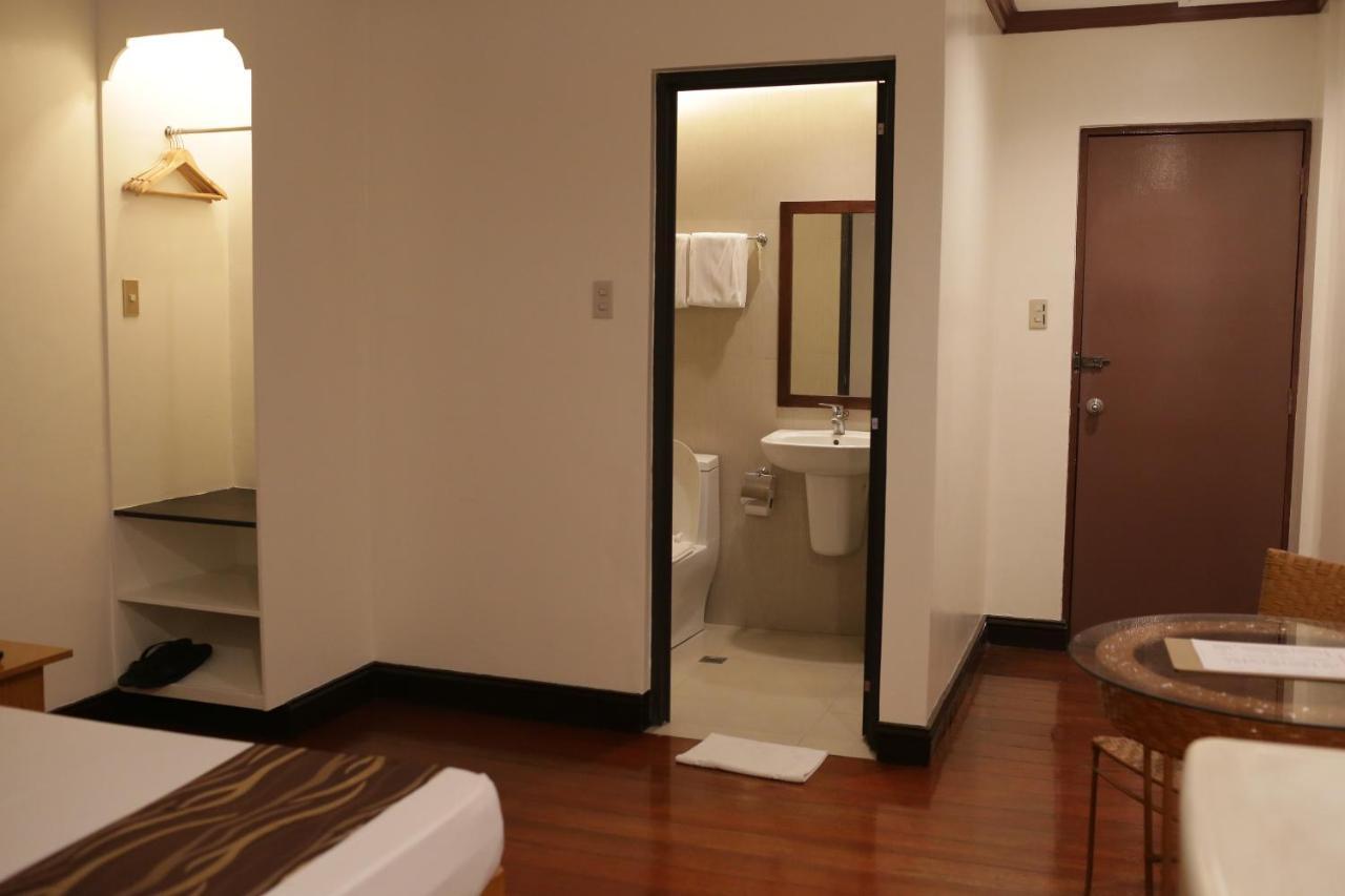 Amalfi718 Hotel Lipa City Zewnętrze zdjęcie