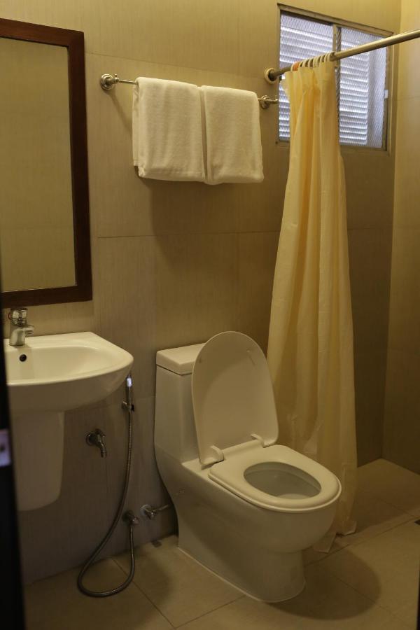 Amalfi718 Hotel Lipa City Zewnętrze zdjęcie